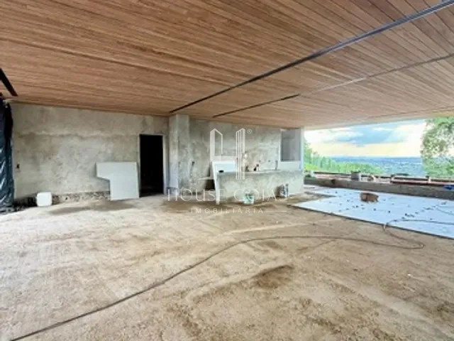 Casa com 2168m² 4 quartos e 7 banheiros, à venda, no bairro Residencial Aldeia do Vale em Goiânia