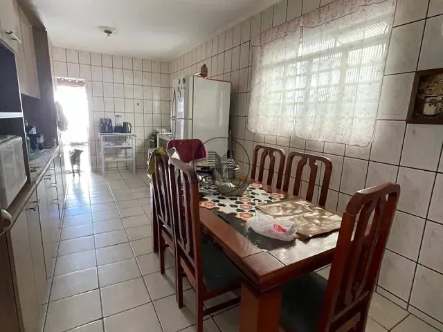 Casa 3 quartos e 3 banheiros, à venda, no bairro Jardim Paraíba em Aparecida