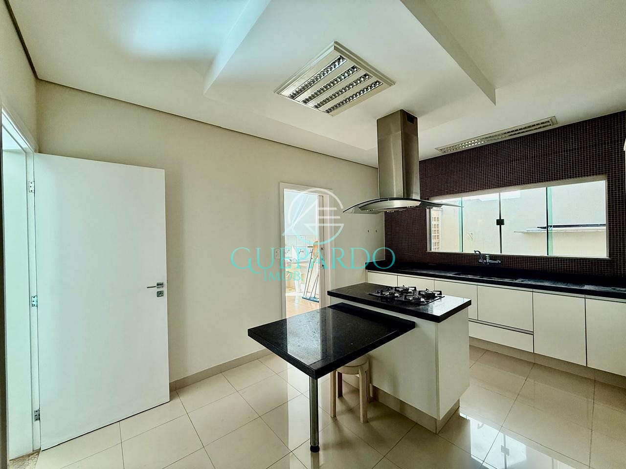 Casa, 3 quartos, 350 m² - Foto 11