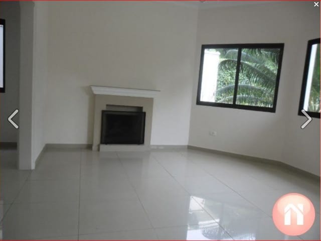 Foto do Casa - Casa à venda, 300 m² por R$ 1.200.000,00 - Villa Branca - Jacareí/SP | INDEPENDENCE NEGOCIOS IMOBILIARIOS LTDA