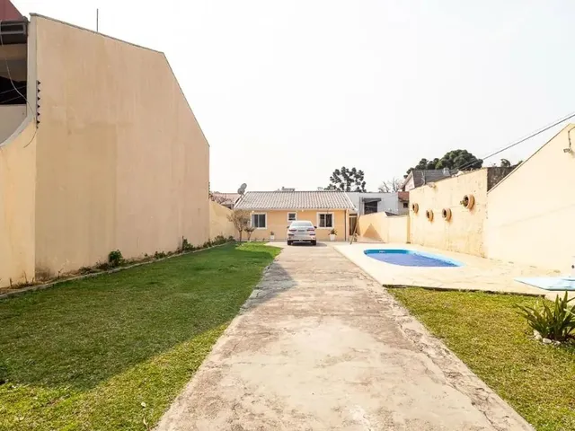 Casa com 504m² 3 quartos e 3 banheiros, à venda, no bairro Santa Felicidade em Curitiba