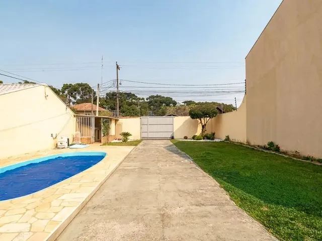 Casa com 504m² 3 quartos e 3 banheiros, à venda, no bairro Santa Felicidade em Curitiba