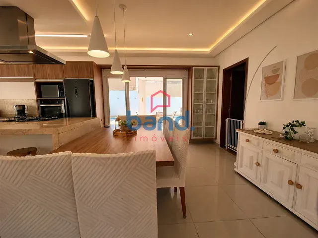Casa 3 quartos e 4 banheiros, à venda, no bairro Portal Ville Flamboyant em Porto Feliz