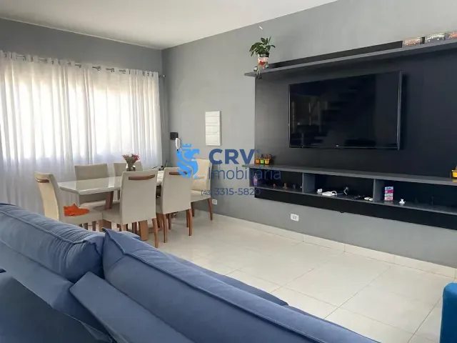 Casa com 290m² 4 quartos e 4 banheiros, à venda, no bairro Lon Rita em Londrina