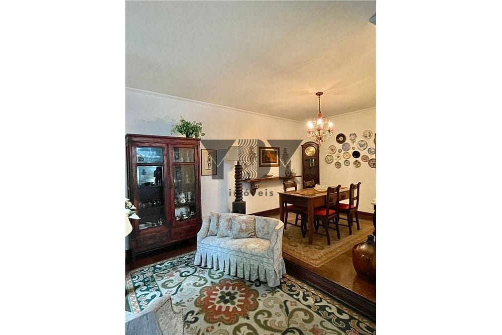 Casa à venda com 4 quartos, 220m² - Foto 14