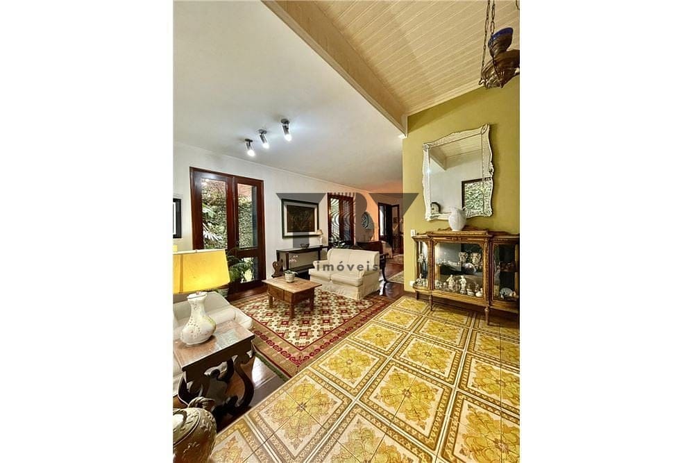 Casa à venda com 4 quartos, 220m² - Foto 18