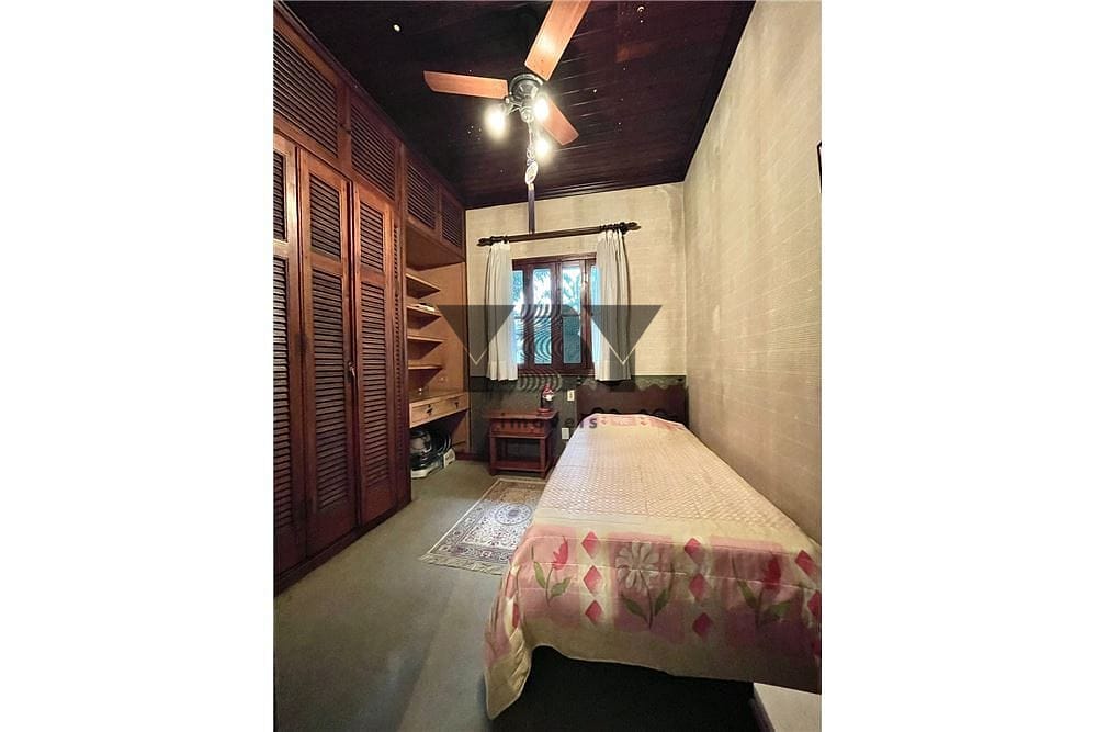 Casa à venda com 4 quartos, 220m² - Foto 9