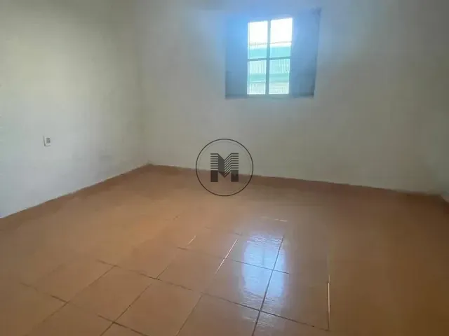 Casa 3 quartos e 2 banheiros, à venda, no bairro Vila Mariana em Aparecida