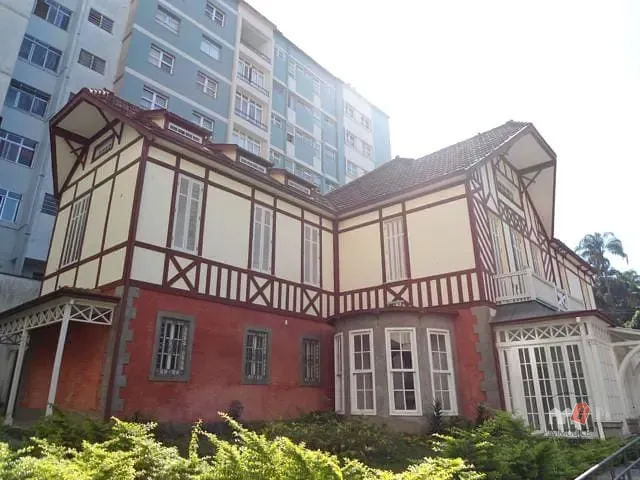 Casa para alugar, no bairro Centro em Petrópolis
