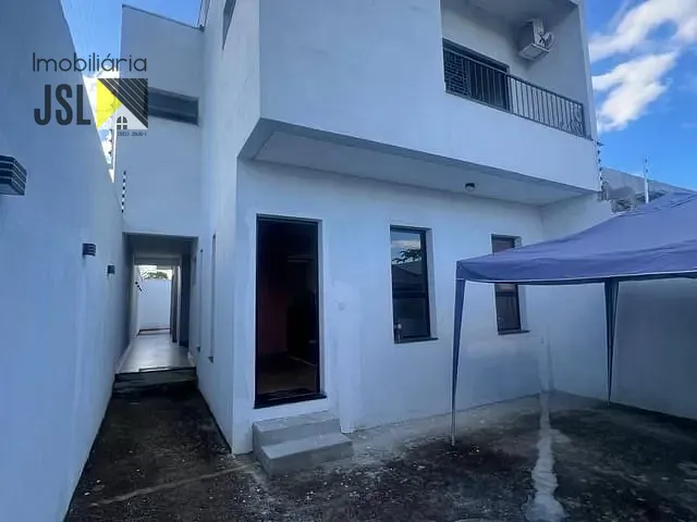 Sobrado com 175m² 3 quartos e 2 banheiros, à venda, no bairro Loteamento Parque do Museu em Caçapava