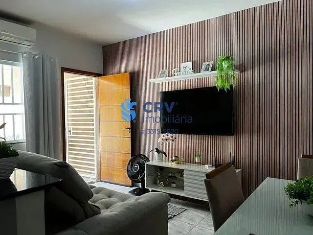 Casa com 137m² 3 quartos e 1 banheiro, à venda, no bairro Jardim Itaparica em Londrina