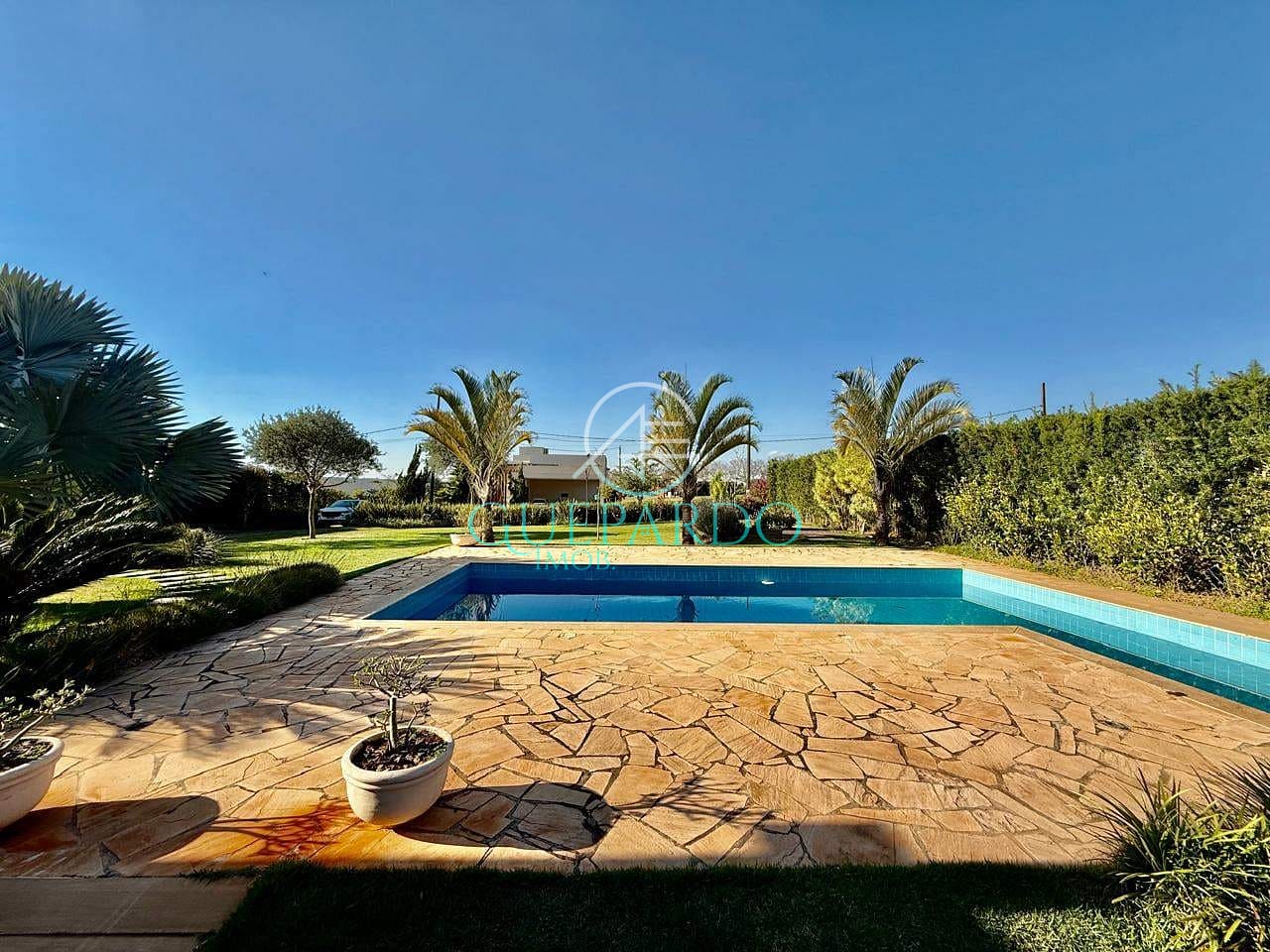 Casa à venda com 3 quartos, 213m² - Foto 7