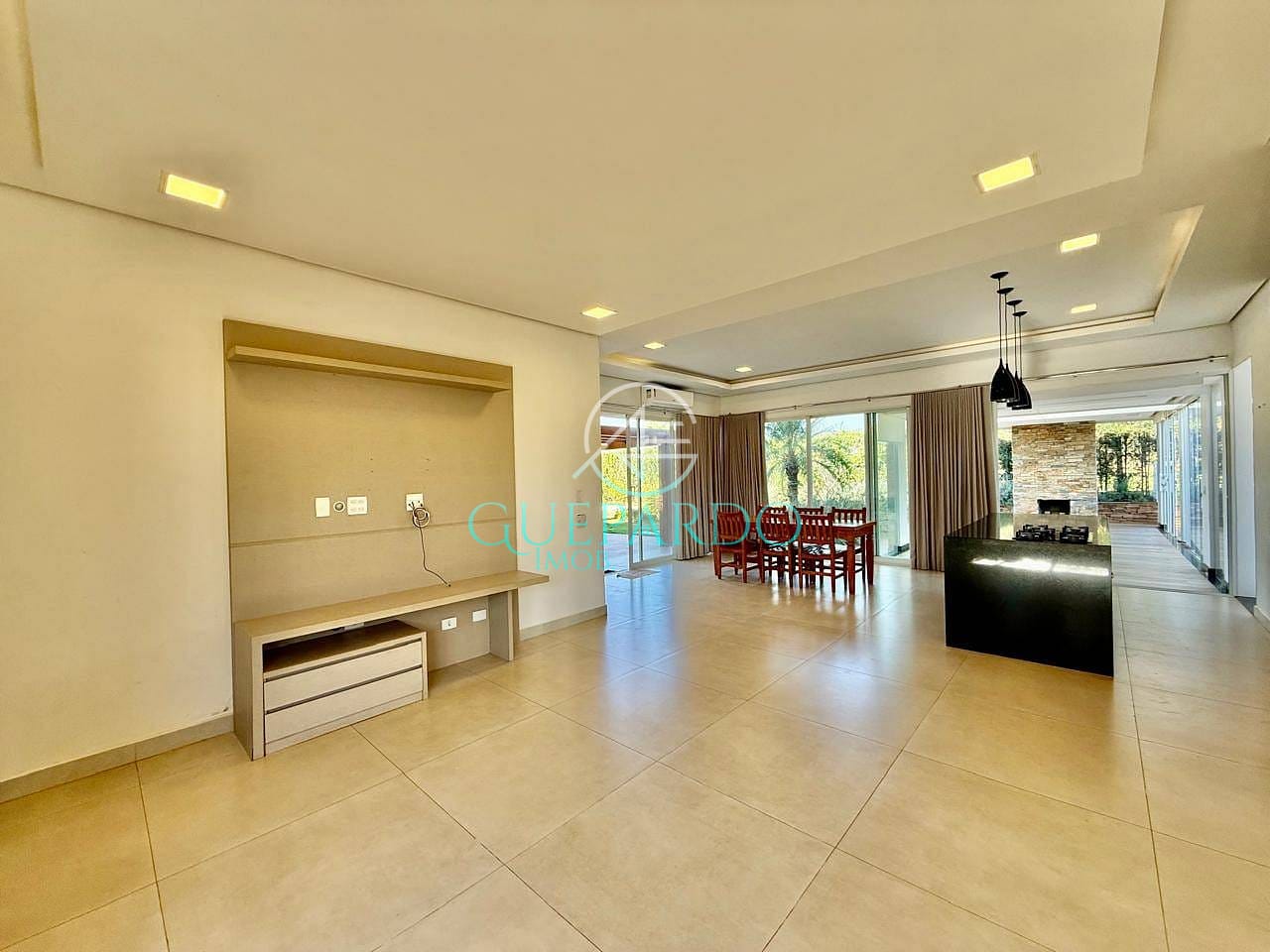 Casa à venda com 3 quartos, 213m² - Foto 24