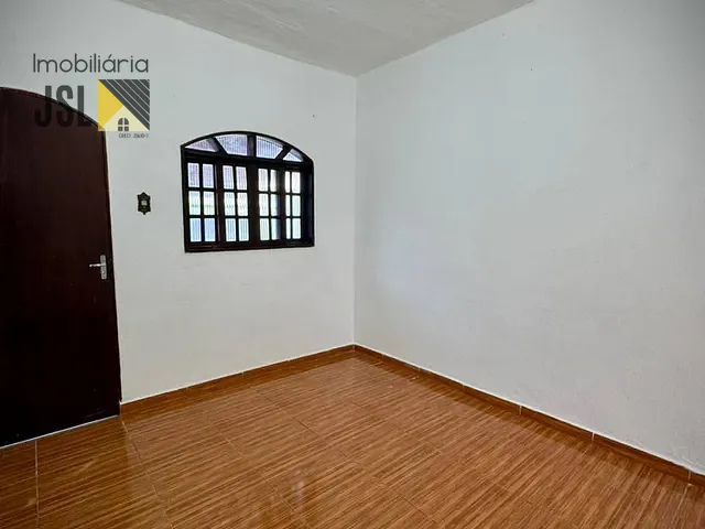 Casa 2 quartos e 1 banheiro, à venda, no bairro Parque Residencial Nova Caçapava em Caçapava