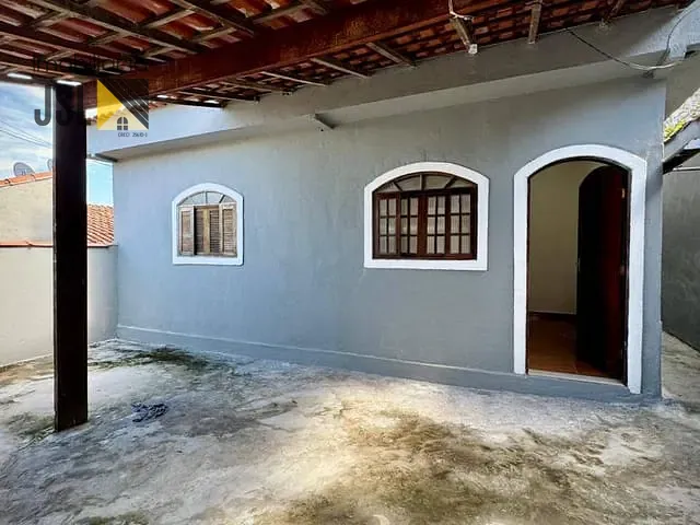 Casa 2 quartos e 1 banheiro, à venda, no bairro Parque Residencial Nova Caçapava em Caçapava