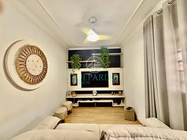 Casa com 220m² 3 quartos e 2 banheiros, à venda, no bairro Conjunto Habitacional Santiago II em Londrina