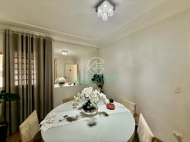 Casa com 220m² 3 quartos e 2 banheiros, à venda, no bairro Conjunto Habitacional Santiago II em Londrina