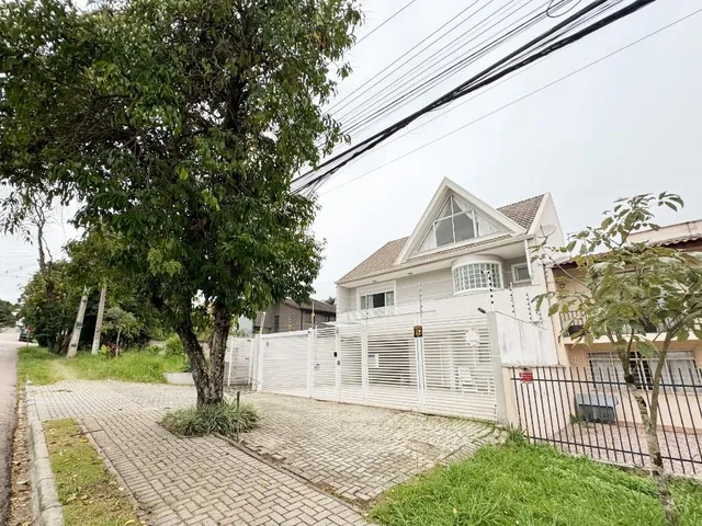 Casa com 155m² 3 quartos e 3 banheiros, à venda, no bairro Campina do Siqueira em Curitiba
