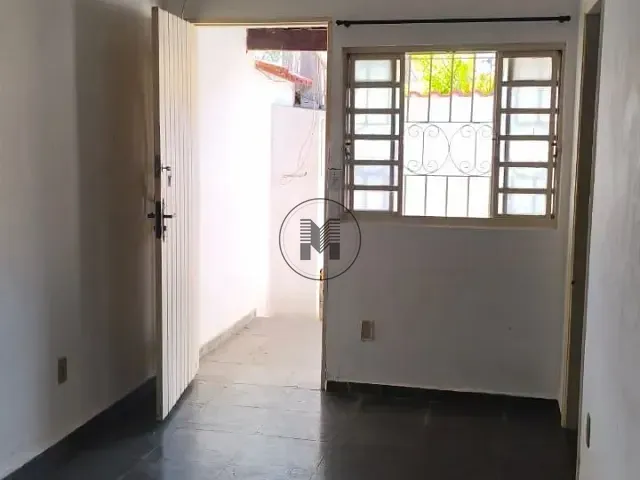 Casa 1 quarto e 1 banheiro, para alugar, no bairro Nova Guará em Guaratinguetá