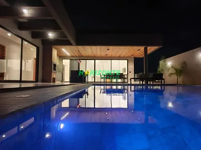 Casa com 720m² 4 quartos e 7 banheiros, à venda ou para alugar, no bairro Condomínio Reserva do Paratehy em São José dos Campos