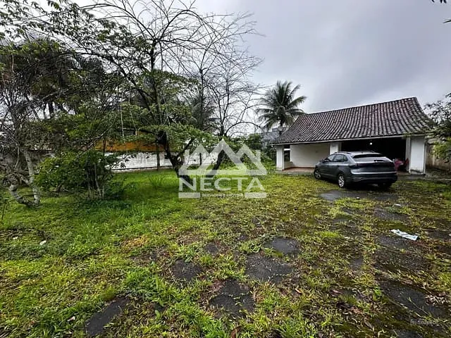 Casa com 720m² 3 quartos e 2 banheiros, à venda, no bairro Massaguaçu em Caraguatatuba