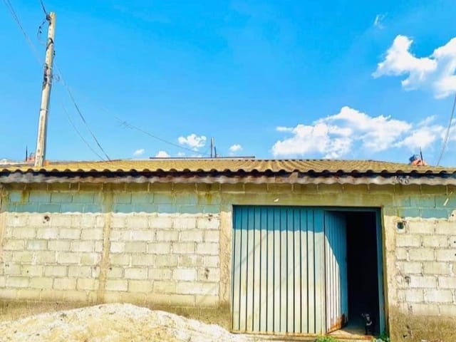 Casa com 168m² 2 quartos e 1 banheiro, à venda, no bairro Residencial Liberdade (Moreira César) em Pindamonhangaba
