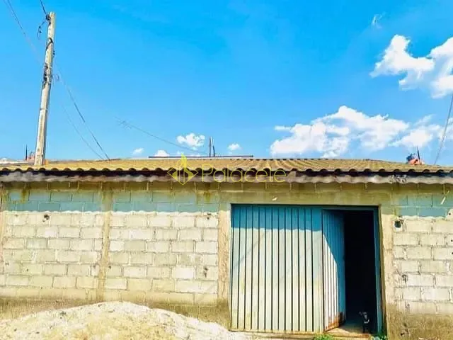 Casa com 168m² 2 quartos e 1 banheiro, à venda, no bairro Residencial Liberdade (Moreira César) em Pindamonhangaba