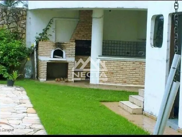 Casa com 499m² 5 quartos e 5 banheiros, à venda, no bairro Praia das Palmeiras em Caraguatatuba