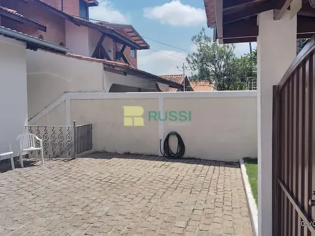 Casa 4 quartos e 4 banheiros, para alugar, no bairro Jardim Esplanada em São José dos Campos