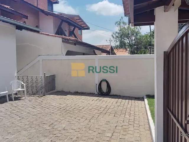 Casa 4 quartos e 4 banheiros, para alugar, no bairro Jardim Esplanada em São José dos Campos