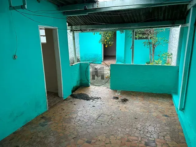 Casa 2 quartos e 1 banheiro, à venda, no bairro centro em Aparecida