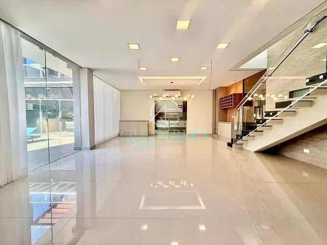 Casa com 360m² 4 quartos e 5 banheiros, à venda, no bairro Condomínio Vale do Arvoredo em Londrina