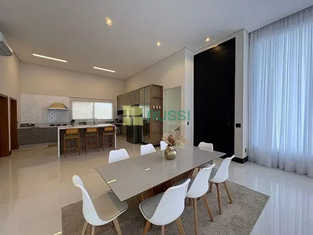 Casa com 700m² 4 quartos e 7 banheiros, à venda ou para alugar, no bairro Urbanova em São José dos Campos