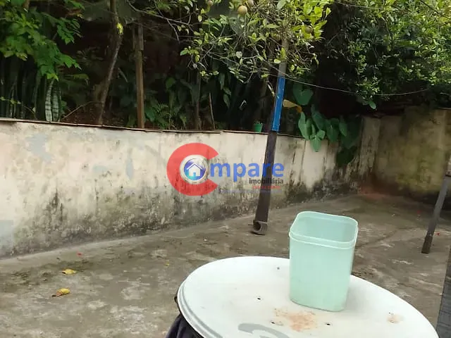 Casa com 250m² 3 quartos e 2 banheiros, à venda, no bairro Bonsucesso em Guarulhos