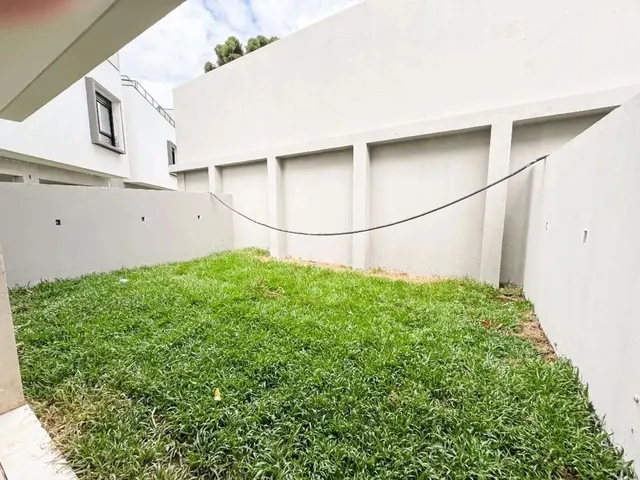 Casa com 206m² 3 quartos e 2 banheiros, à venda, no bairro Campo Comprido em Curitiba