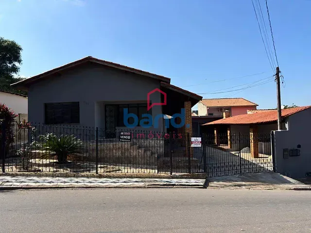 Casa 5 quartos e 2 banheiros, à venda, no bairro Jardim Santa Cruz em Porto Feliz