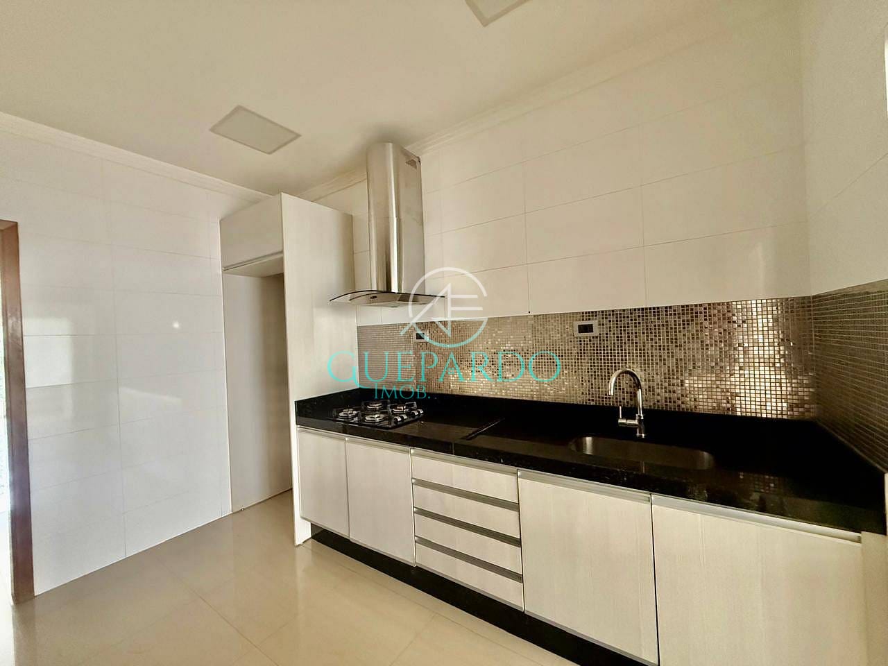 Casa, 3 quartos, 200 m² - Foto 13