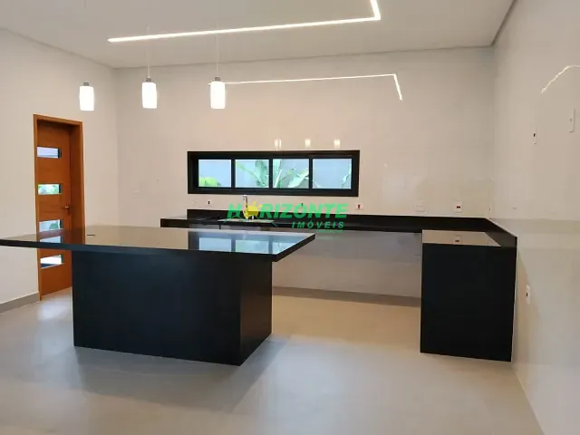 Casa com 600m² 4 quartos e 6 banheiros, à venda, no bairro Condomínio Residencial Colinas do Paratehy em São José dos Campos
