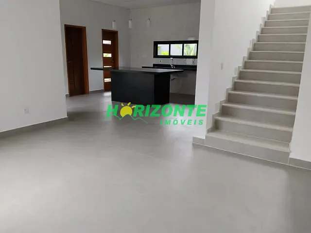 Casa com 600m² 4 quartos e 6 banheiros, à venda, no bairro Condomínio Residencial Colinas do Paratehy em São José dos Campos