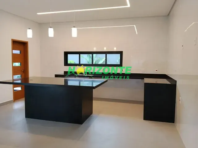 Casa com 600m² 4 quartos e 6 banheiros, à venda, no bairro Condomínio Residencial Colinas do Paratehy em São José dos Campos