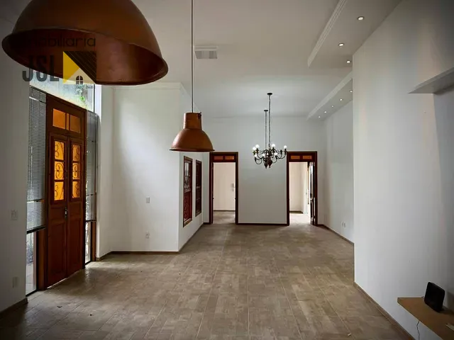 Casa 3 quartos e 4 banheiros, à venda, no bairro Condomínio Terras do Vale em Caçapava