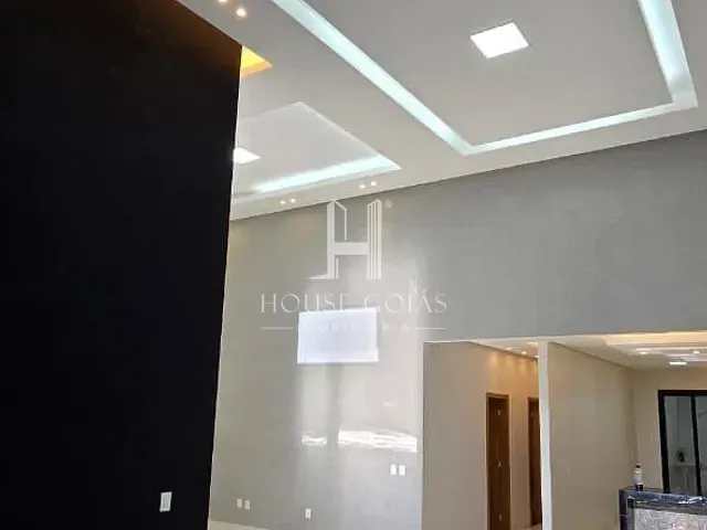 Casa com 300m² 3 quartos e 1 banheiro, à venda, no bairro Setor Grajaú em Goiânia
