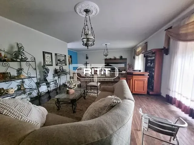 Casa com 250m² 3 quartos e 1 banheiro, à venda, no bairro Parque Itália em Campinas