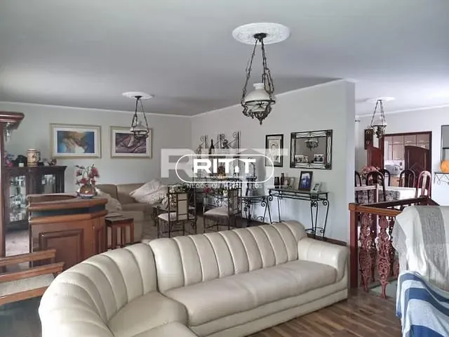 Casa com 250m² 3 quartos e 1 banheiro, à venda, no bairro Parque Itália em Campinas