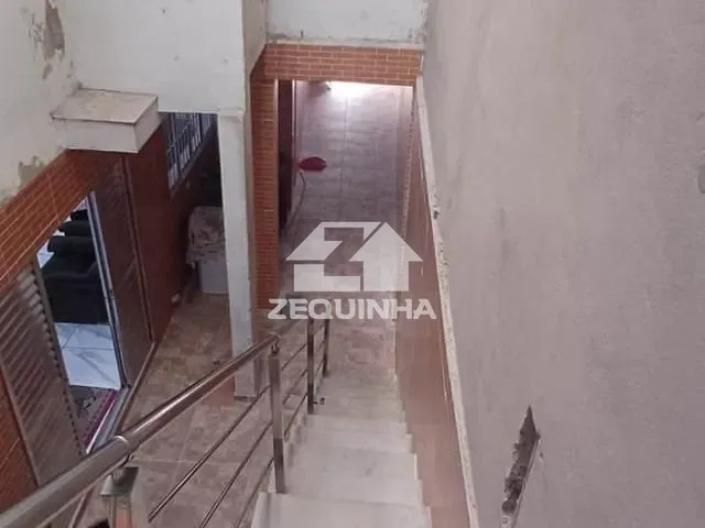 Casa com 140m² 3 quartos e 4 banheiros, à venda, no bairro Vila Menk em Osasco
