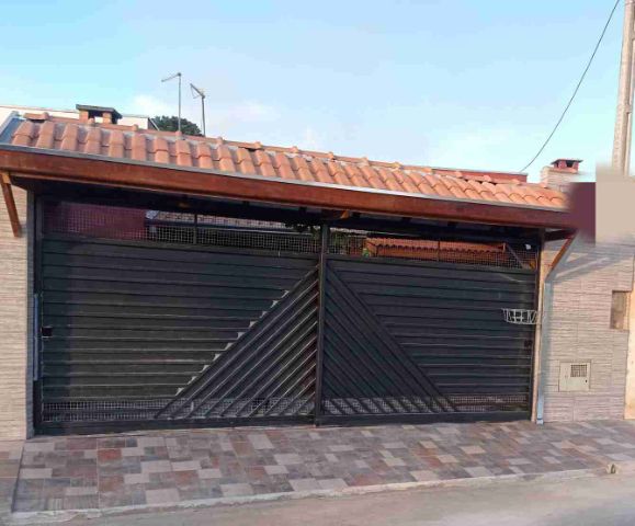 Casa com 130m² 2 quartos e 1 banheiro, à venda, no bairro Loteamento João Tamborindeguy Fernandes em Pindamonhangaba