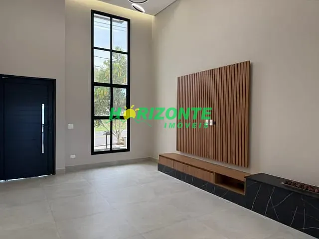 Casa com 360m² 3 quartos e 4 banheiros, à venda, no bairro Condomínio Bellavittá em Caçapava