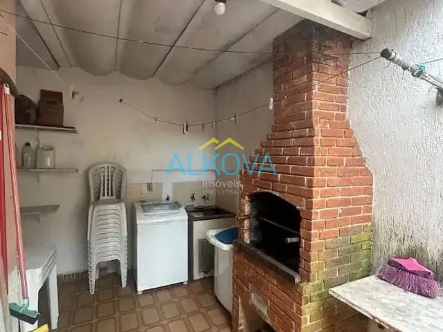 Casa com 150m² 3 quartos e 2 banheiros, à venda, no bairro Jardim Oswaldo Cruz em São José dos Campos