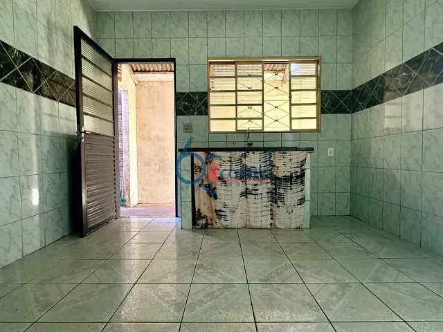 Casa com 10m² 2 quartos e 1 banheiro, à venda, no bairro Jardim Novo em Rio Claro
