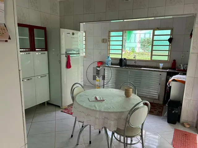 Casa 3 quartos e 2 banheiros, para alugar, no bairro Jardim Vista Alegre em Guaratinguetá